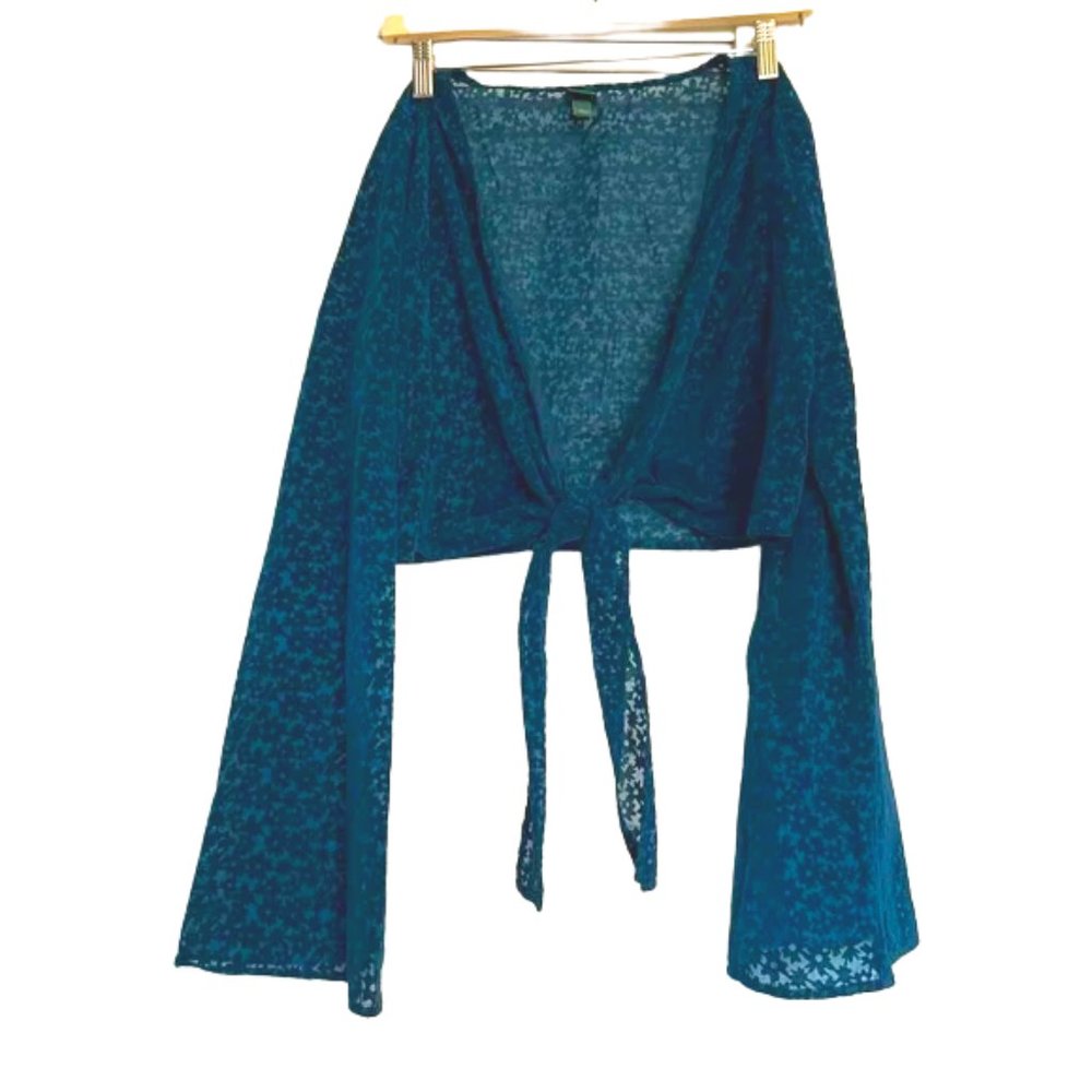 NWOT Wild Fable Boho Wrap Floral Tie Top